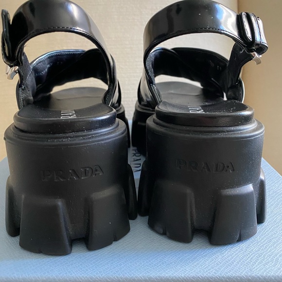 Authentic Prada Monolith lug sole sandal 🖤 - Picture 5 of 9